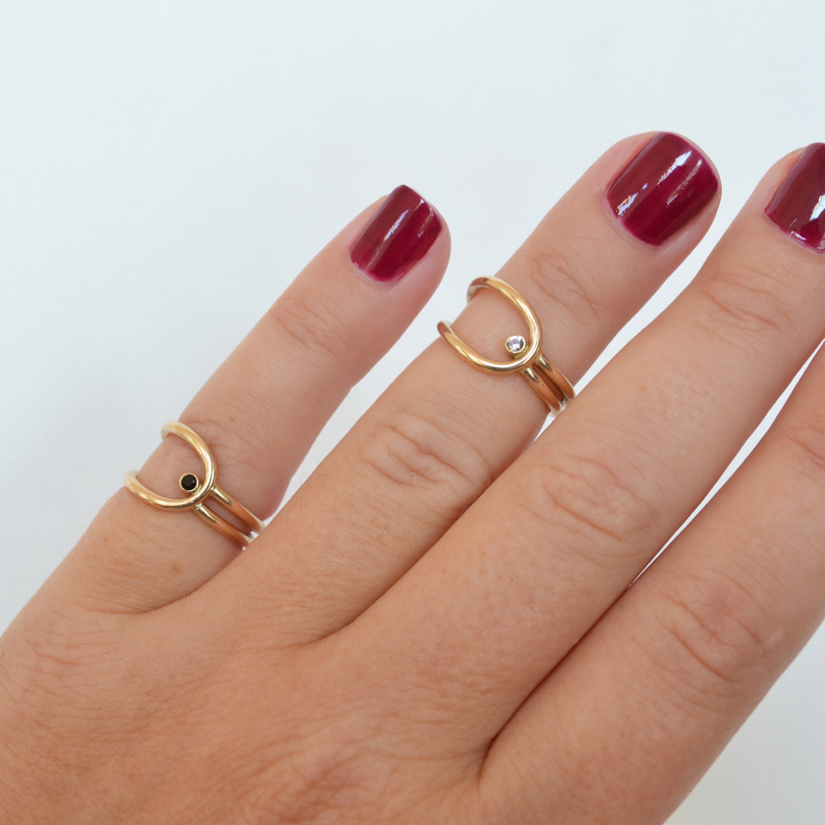 Lasso Ring in Black Spinel, Gold or Silver