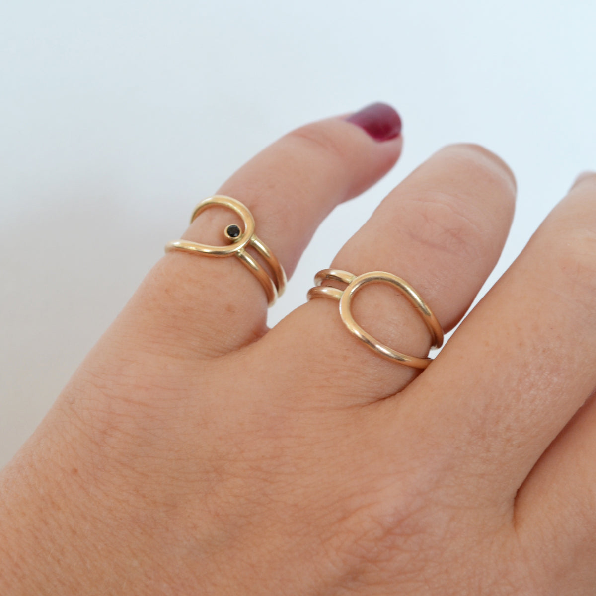 Lasso Ring in Black Spinel, Gold or Silver
